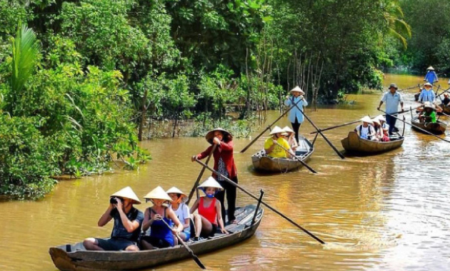 Private car Saigon to Cai Be-Tien Giang