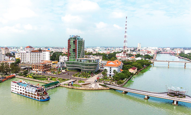 Rent a car Saigon to Can Tho